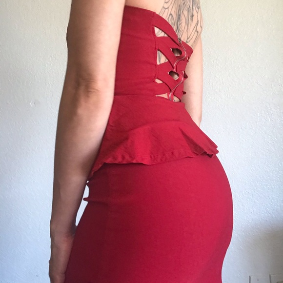 🔥 Body Central Peplum Bodycon Dress 🔥 - Picture 6 of 8